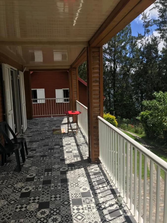 Le Jean Robert Bed & Breakfast Salazie Luaran gambar